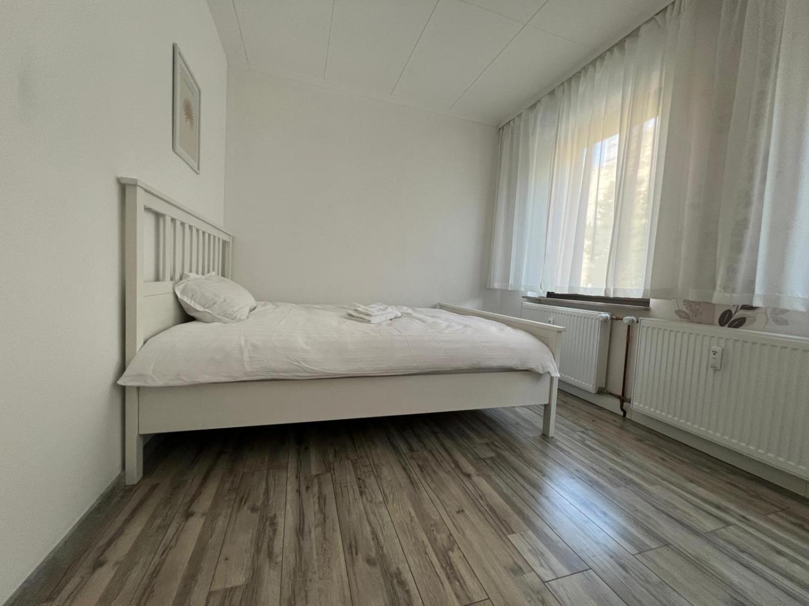 Bequemes Zimmer In Moderner Unterkunft My Pension Duisburg Exterior photo