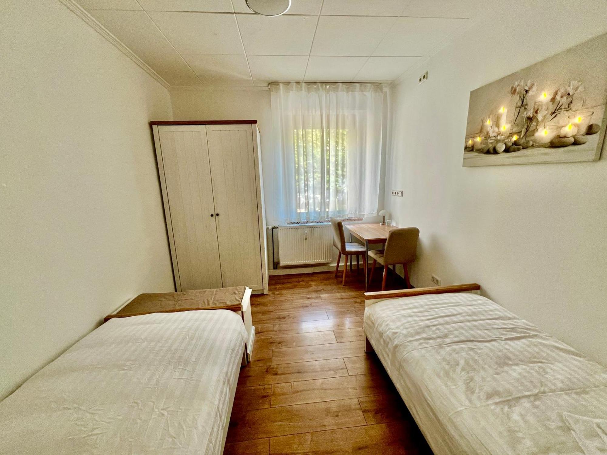 Bequemes Zimmer In Moderner Unterkunft My Pension Duisburg Exterior photo